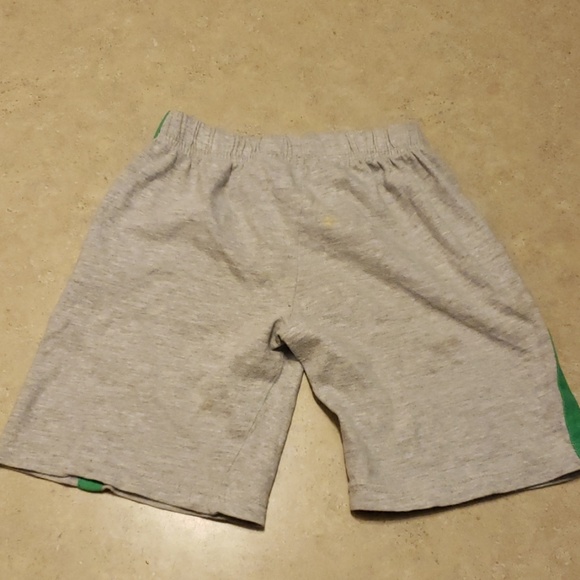 3/$25 or 5/$25: size 5 - Picture 3 of 4